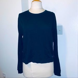 UNDER ARMOUR Black Long Sleeve Shirt